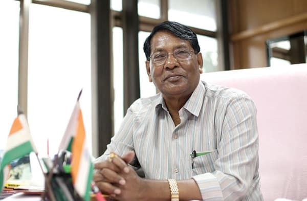 आज मिल सकता है झारखंड कांग्रेस को नया अध्यक्ष, रामेश्वर उरांव का नाम सबसे आगे