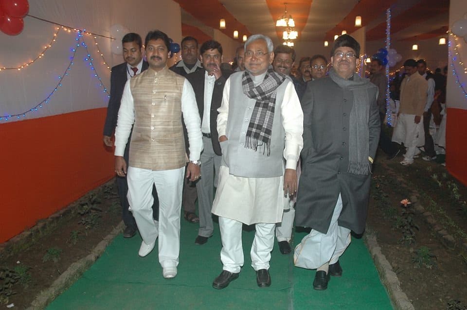 नीतीश के खिलाफ नरेंद्र सिंह आज बनाएंगे मोर्चा, बेटे सुमित जेडीयू में बने रहेंगे