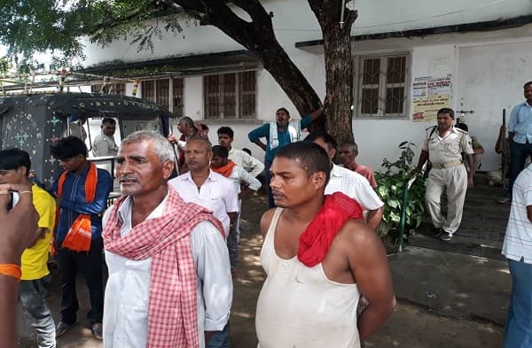 नवादा: दो लोगों की करंट लगने से मौत, घर में मचा कोहराम, परिजनों का रो रोकर बुरा हाल