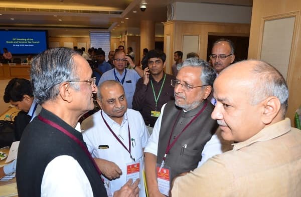 बेंगलुरु में GST मंत्री समूह की बैठक, बिहार के डिप्टी सीएम सुशील मोदी हो रहे हैं शामिल