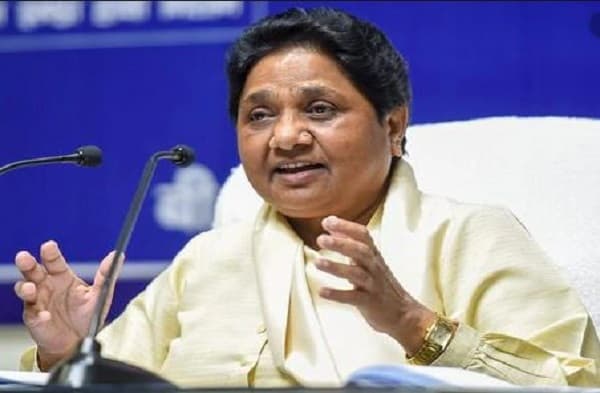 मायावती को बड़ा झटका, बसपा के 6 विधायक कांग्रेस में शामिल