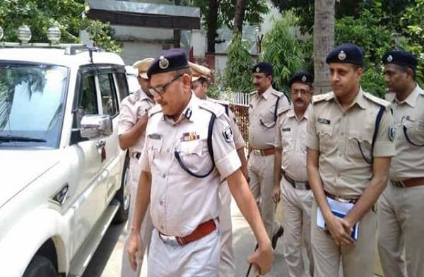 पटना के सबसे चर्चित थाने में रात को पहुंचे डीजीपी, क्राइम कंट्रोल पर लिया फीडबैक