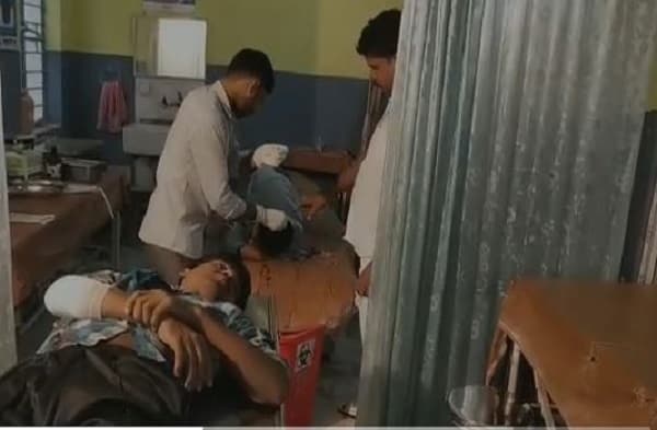 बेगूसराय में सड़क हादसा, 12 से ज्यादा लोग घायल