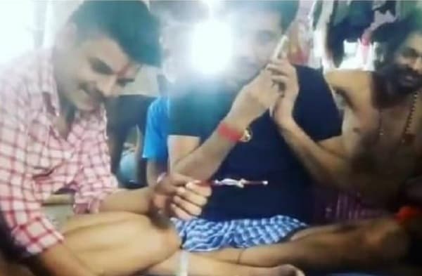 सीतामढ़ी के बाद अब छपरा जेल में कैदी ने मनाई बर्थडे पार्टी, सोशल साइट पर शेयर की तस्वीरें