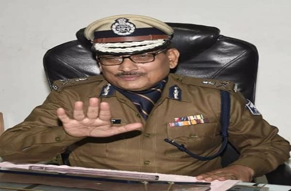 बिहार में बिगड़ती लॉ एंड ऑर्डर पर DGP गुप्तेश्वर पांडेय की VC, सभी जिलों के SP, सभी जोन के DIG और IG के साथ हो रही बैठक