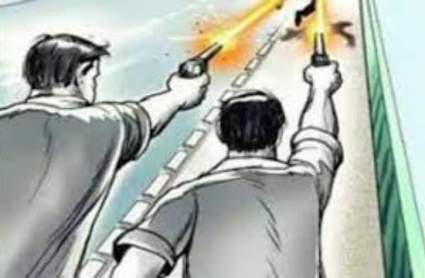 भोजपुरिया जन मोर्चा के राष्ट्रीय अध्यक्ष पर आरा में अंधाधुंध फायरिंग, जांच में जुटी पुलिस