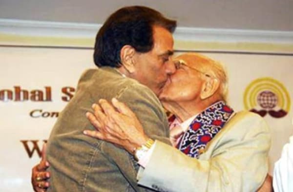 नरेंद्र मोदी के आशिक थे राम जेठमलानी, बर्थडे के दिन एक्टर धर्मेंद्र को किया था किस