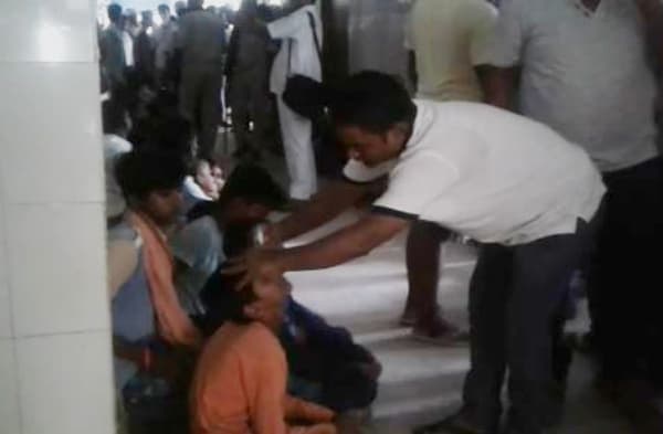 गया में चायनीज लाइट से 300 लोगों के आंखों की रौशनी प्रभावित, मची अफरा-तफरी