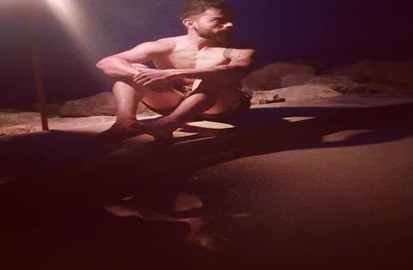 विराट की तस्वीर कर रही है प्रशंसकों को हैरान, ट्वीट कर लिखा ये बात