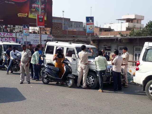 मुजफ्फरपुर में चेकिंग अभियान के दौरान भिड़ गए डीटीओ और वकील साहब, मामला दर्ज