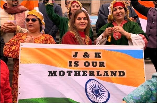 जम्मू कश्मीर से धारा 370 हटाए जाने पर ऑस्ट्रेलिया में जश्न, कश्मीरी पंडितों की खुशी देखिए..