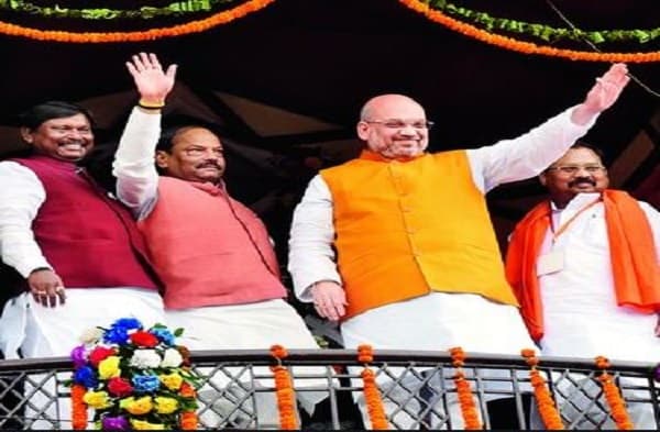 केंद्रीय गृह मंत्री अमित शाह झारखंड में फूकेंगे चुनावी बिगुल, जामताड़ा से करेंगे रघुवर दास की ‘जन आशीर्वाद यात्रा’ की शुरुआत