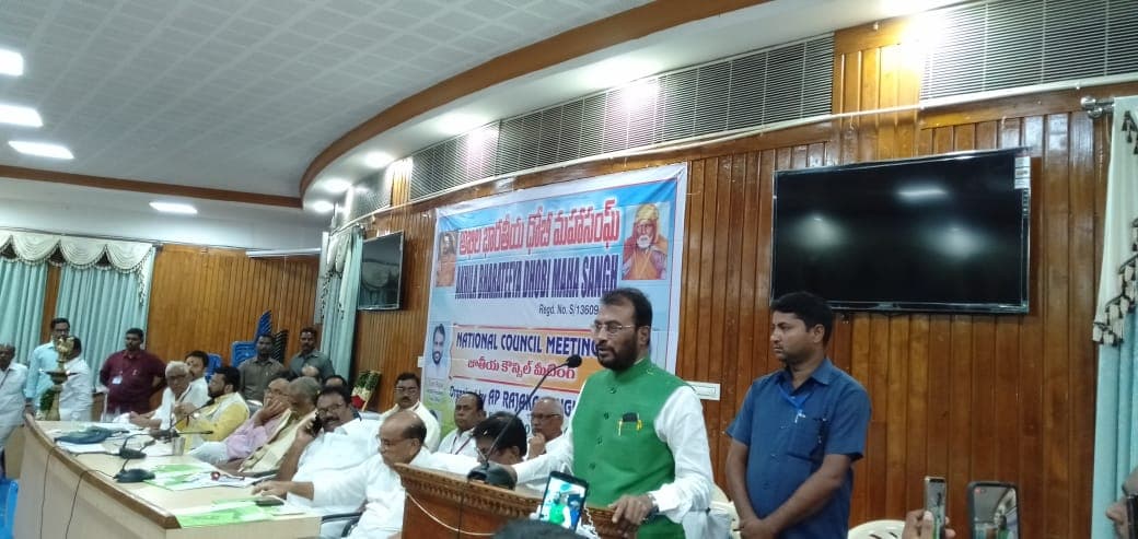 तिरूपति में बोले मंत्री श्याम रजक, धोबी समाज के लिए मैं दूंगा हर कुर्बानी