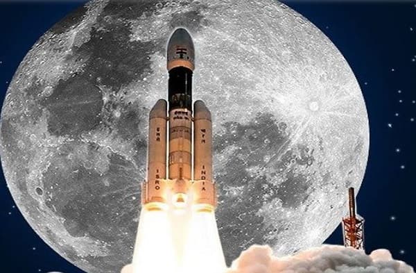 इतिहास रचने के करीब भारत, आज रात चांद पर उतरेगा चंद्रयान-2, PM मोदी बनेंगे ऐतिहासिक क्षण के गवाह