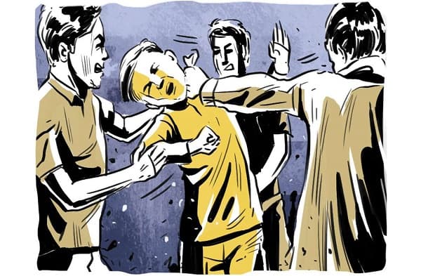 जमशेदपुर में भीड़ का खौफनाक चेहरा, बच्चा चोरी के शक में युवक की बेरहमी से पिटाई