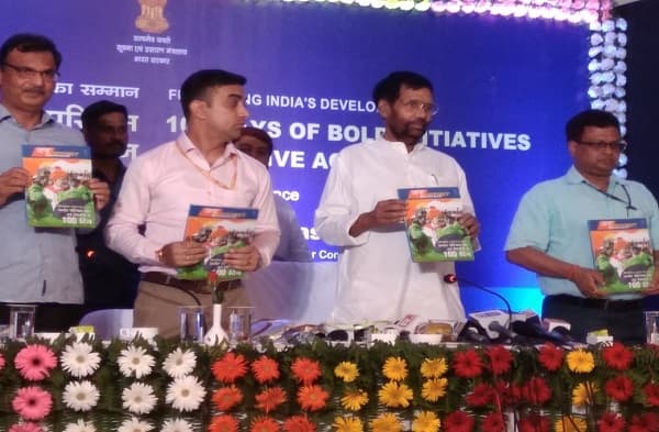 राजनेता से ज्योतिष बने केंद्रीय मंत्री रामविलास पासवान, कहा- राजनीति में जितनी भविष्यवाणियां की सब सही हो गईं