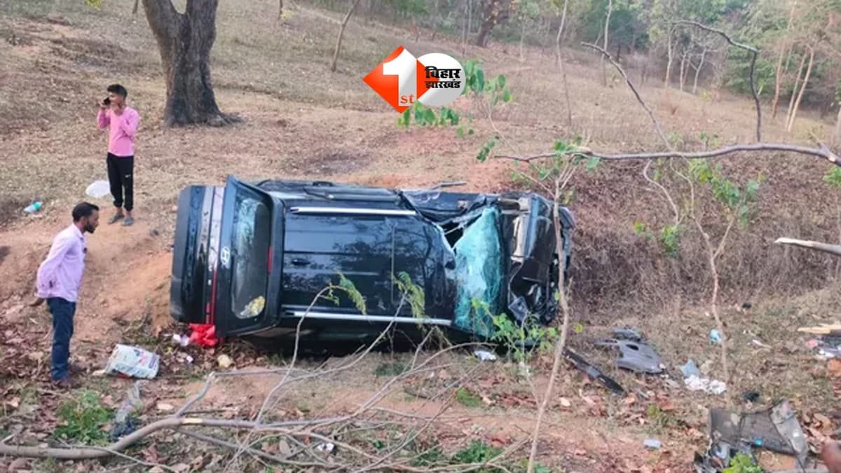 Bihar News : देवघर जा रही कार बनी मौत का कारण! बांका में भीषण टक्कर, 3 की मौके पर मौत, 4 गंभीर घायल