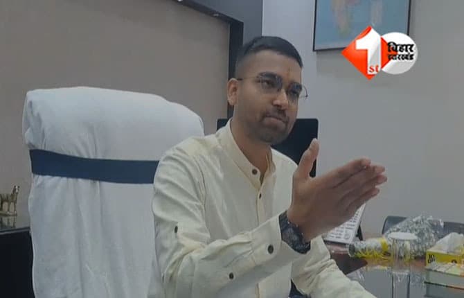 Minister Takes Charge : 'भैया आपलोग समय क्यों बर्बाद कर रहे ...; पदभार लेते ही पत्रकारों पर भड़के पंचायती राज विभाग के मंत्री दीपक प्रकाश, अधिकारियों को दिया यह निर्देश