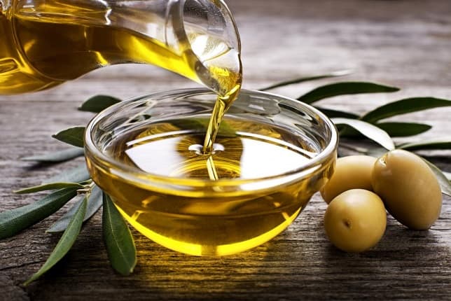 कैंसर को दूर करता है olive oil, ठण्ड के मौसम में जानिए ये बातें
