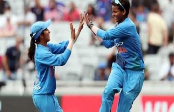 महिला T-20 मैच: भारत ने दक्षिण अफ्रीका को 11 रनों से दी मात, 5 मैचों की सीरीज में 1-0 से बनाई बढ़त