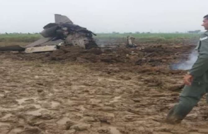 ग्वालियर में मिग-21 ट्रेनर एयरक्राफ्ट क्रैश, हादसे में दोनों पायलट सुरक्षित