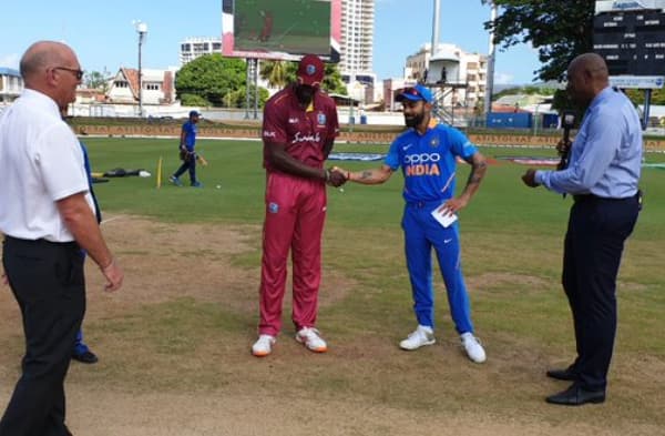 दूसरे वनडे में इंडिया ने जीता टॉस, पहले बल्लेबाजी करने का फैलसा