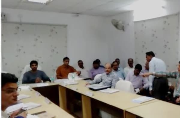 दरभंगा में बाढ़ प्रभावित इलाकों का सेंट्रल टीम ने लिया जायजा, राज्य सरकार ने केंद्र से की है 27 सौ करोड़ की मांग