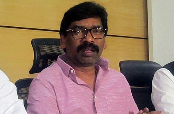 चुनाव के पहले लीगल नोटिस पॉलिटिक्स, अब बीजेपी भेजेगी हेमंत सोरेन को नोटिस