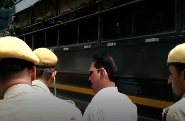 पटना के MP-MLA कोर्ट में हुई अनंत सिंह की पेशी