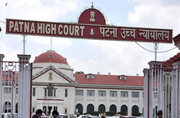 हाई कोर्ट ने सरकार से मांगा जवाब, इंजीनियरिंग कॉलेजों में सुविधाओं की कमी पर ब्यौरा पेश करने का निर्देश