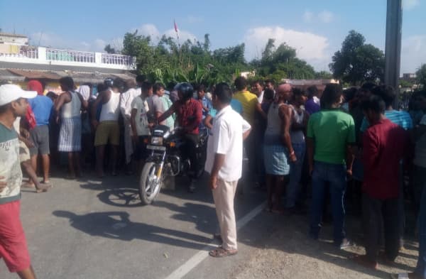 मोतिहारी : ट्रॉली में घुसी तेज रफ्तार बाइक, शख्स की मौके पर हुई मौत