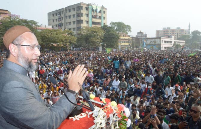 झारखंड चुनाव में कूदे ओवैसी : कांग्रेस से पूछा- बाबरी मस्जिद गिराने वाली शिवसेना से क्यों किया निकाह